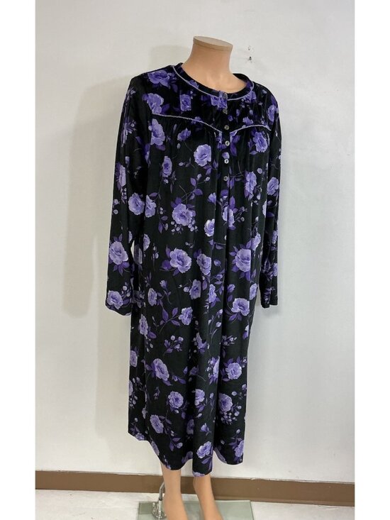 Aria Other - Purple Floral Velvet Night Gown Pajamas Womens Large
